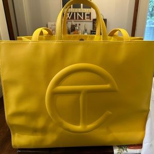 Like new Telfar shopping bag. Used once. Sold out online.